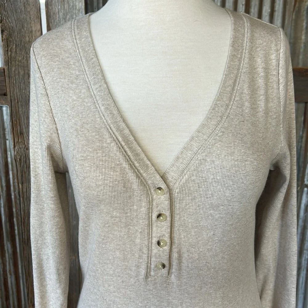 Old Navy Beige Long Sleeve Dress - Picture 3 of 8